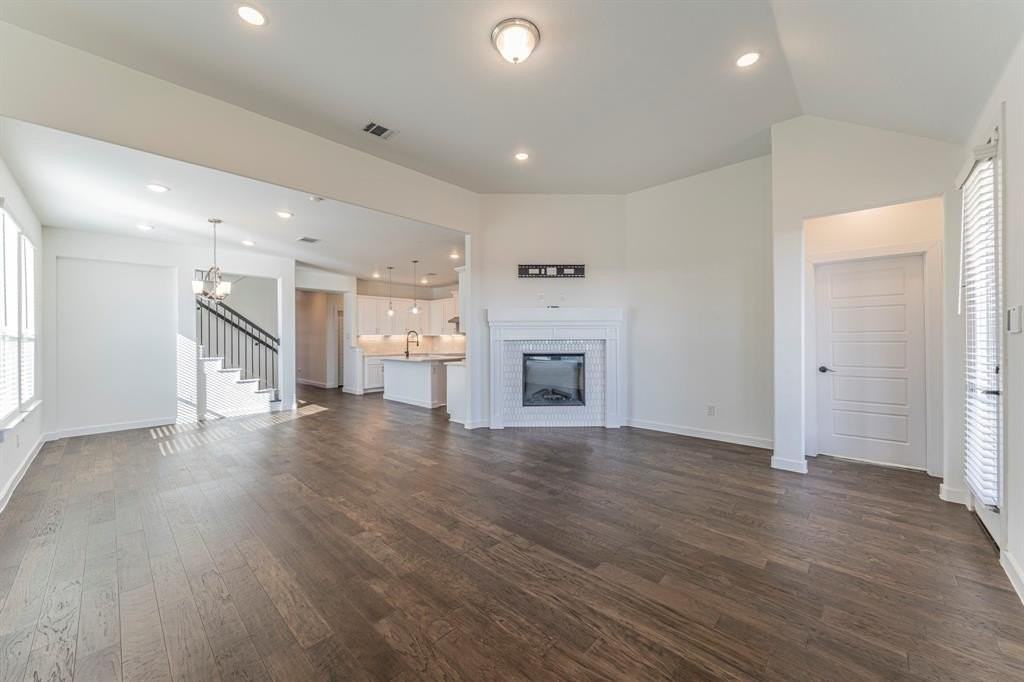 1110 Stallion Ln - Photo 2 of 25