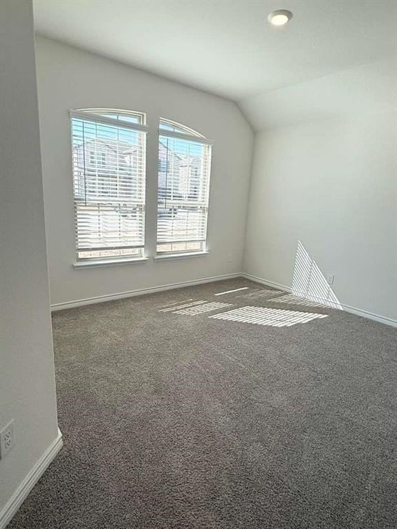 804 Marigold St - Photo 3 of 19