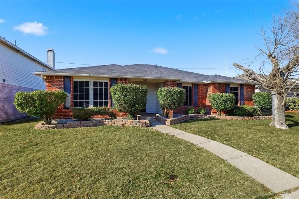 1452 Hickory Creek Ln - Photo 3 of 33