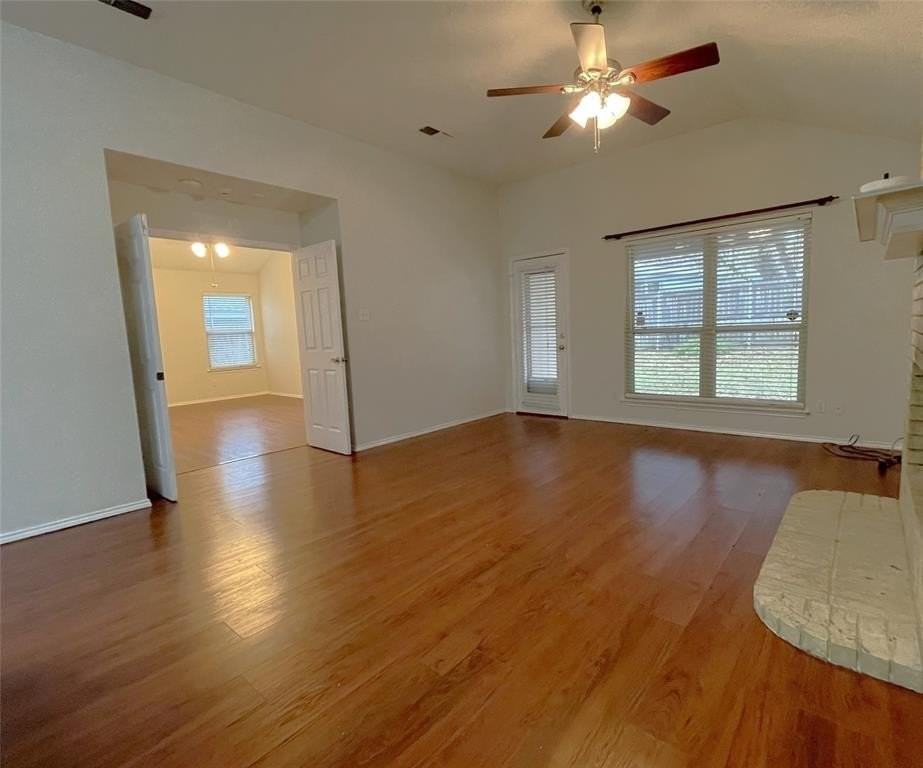 5923 Sterling Green Trl - Photo 7 of 17