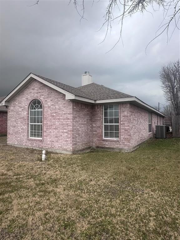 1315 E Brown St - Photo 2 of 39