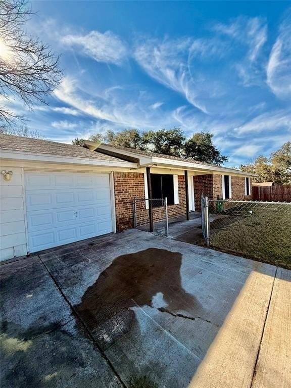 1817 Hidden Valley Rd - Photo 2 of 19