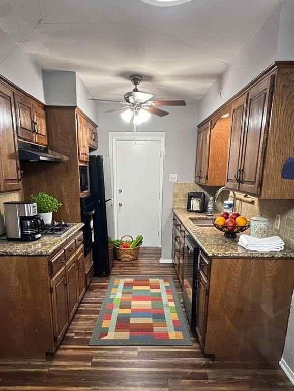 10546 Mapleridge Dr - Photo 3 of 10