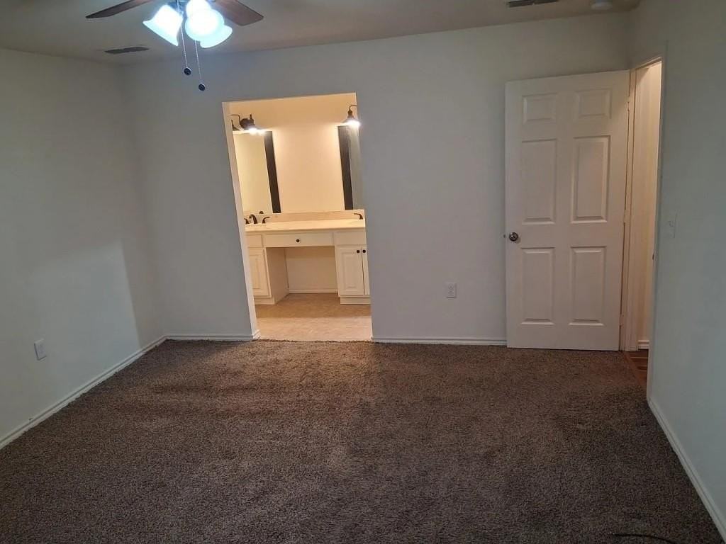 8105 Chesham Dr - Photo 5 of 6