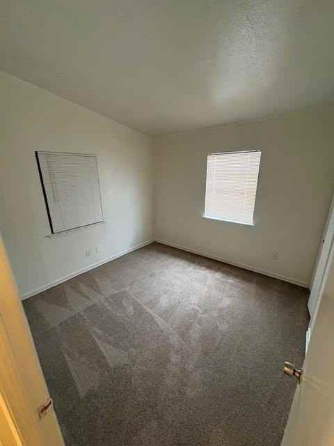 925 Grande Dr - Photo 4 of 7