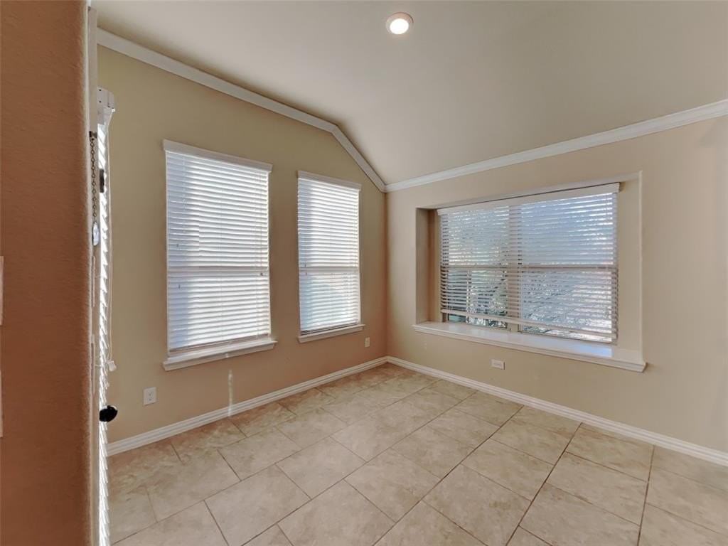 16500 White Rock Blvd - Photo 6 of 22