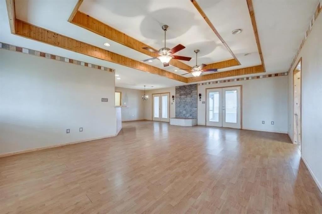 17877 Fm 902 - Photo 2 of 11