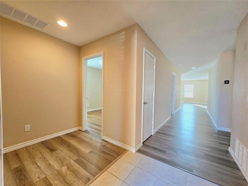 14822 Magnolia Ln - Photo 3 of 17