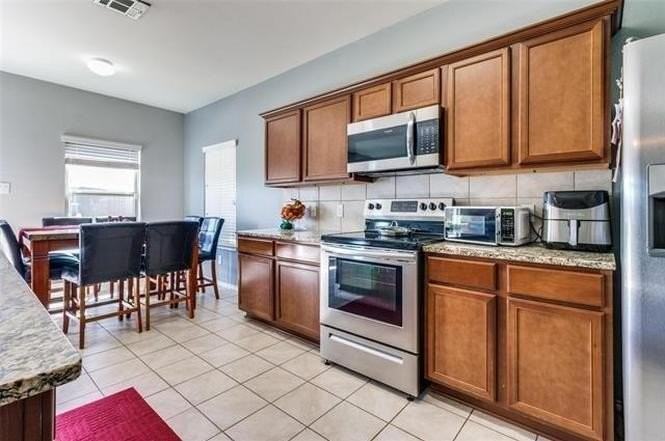 3330 Emerson Rd - Photo 2 of 10