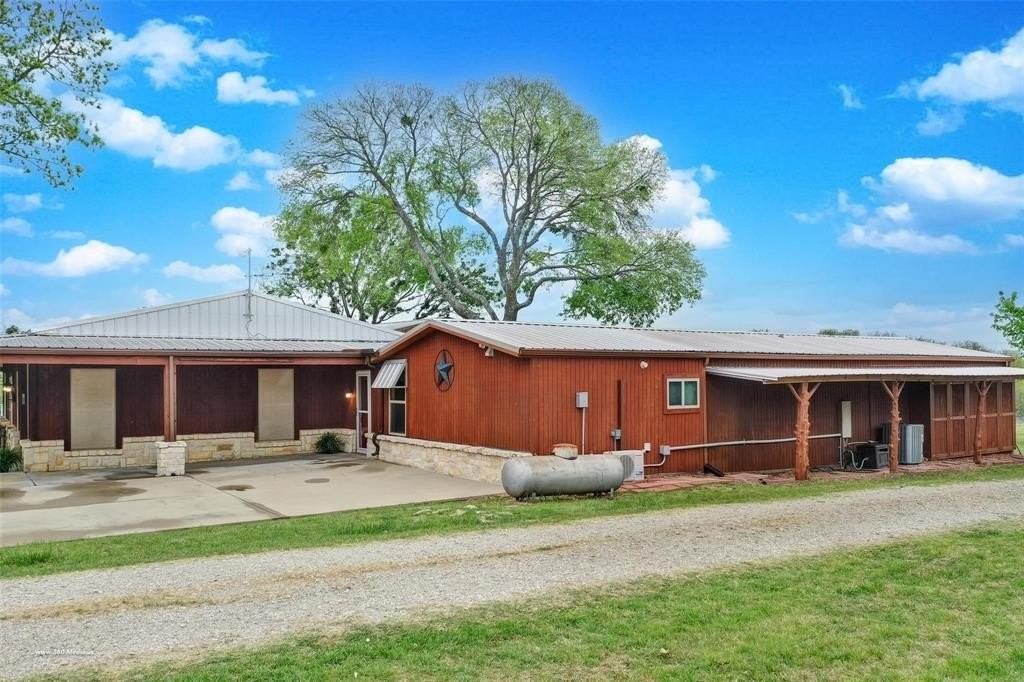 18754 Fm 2755 - Photo 5 of 39