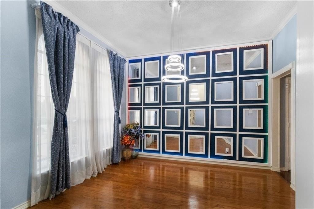 4209 Westcliff Ct - Photo 6 of 40