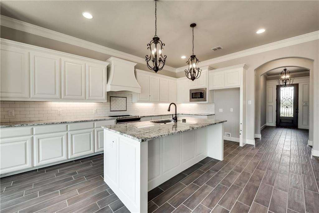 101 Maverick Ct - Photo 5 of 19