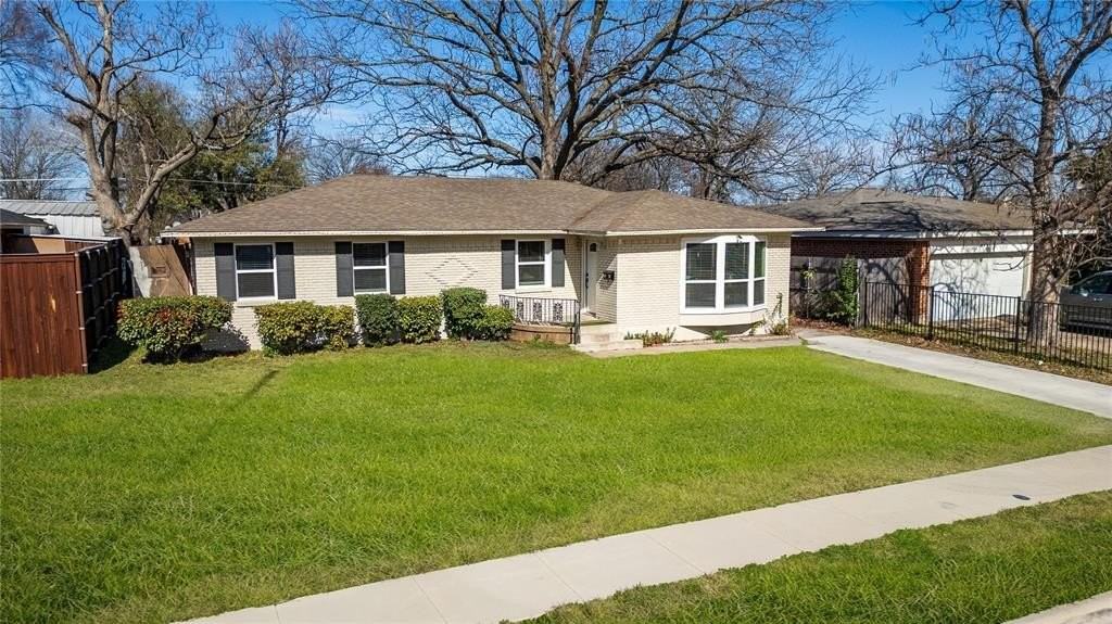 9255 Palisade Dr - Photo 3 of 19