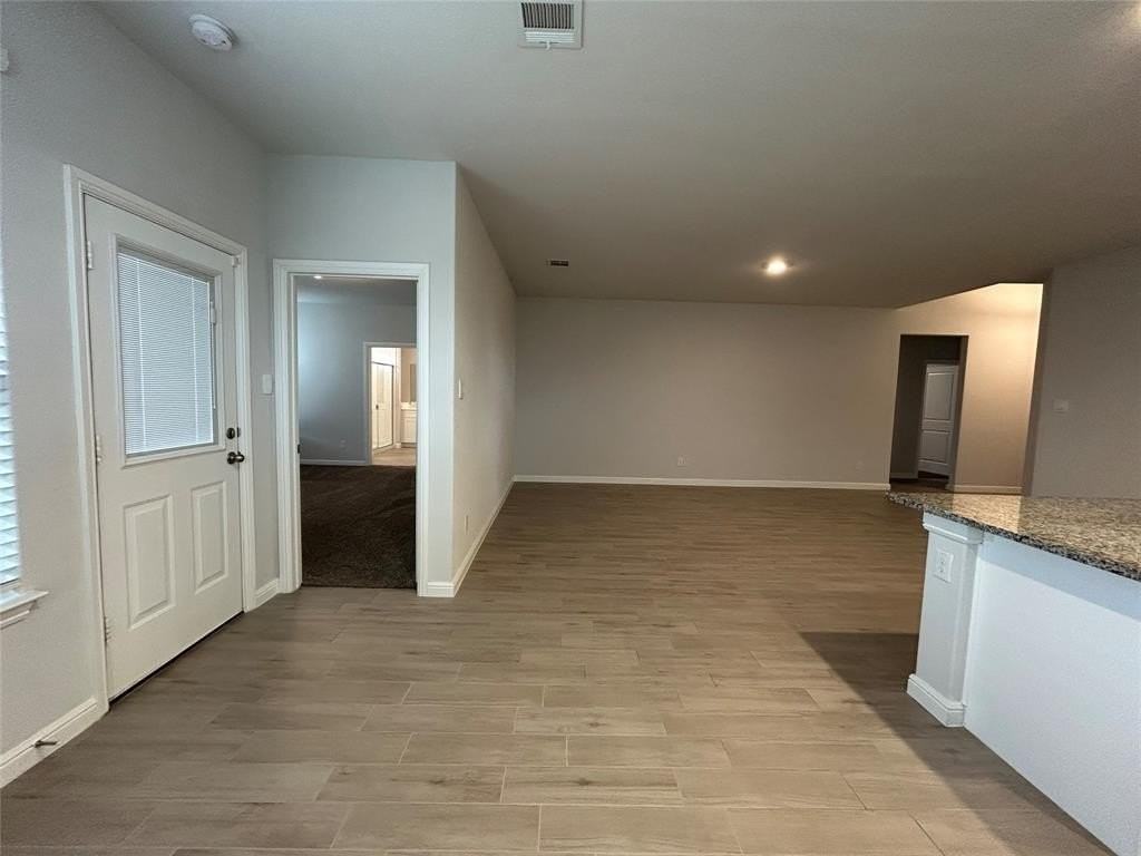 4424 Corktree Ln - Photo 6 of 25