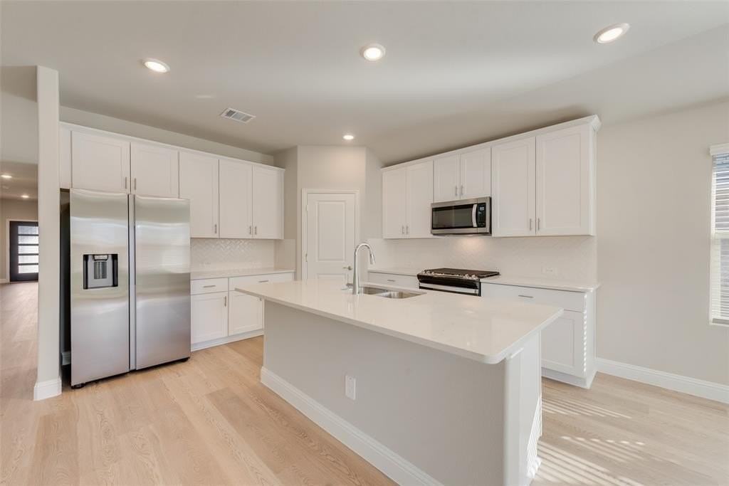 519 Huntley Dr - Photo 7 of 22