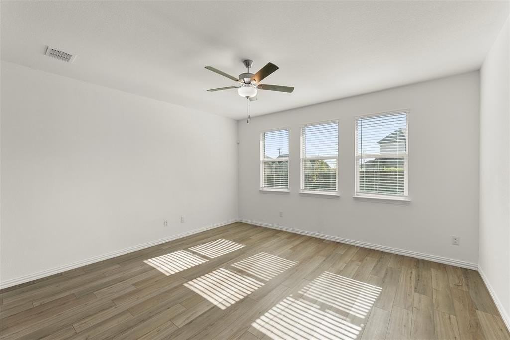 4304 Tartt Ave - Photo 3 of 18