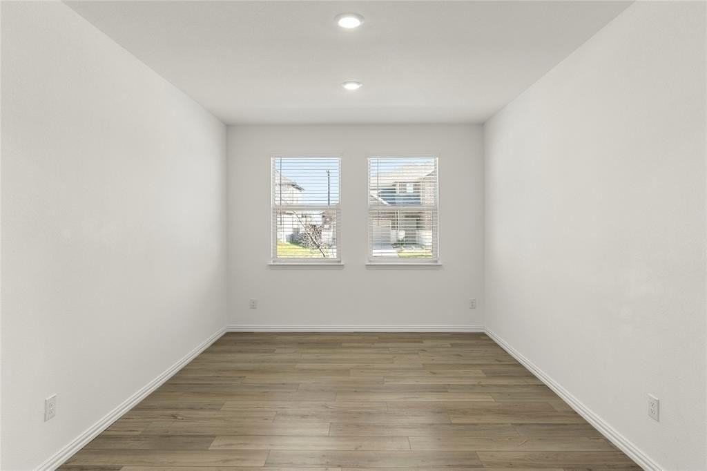 4304 Tartt Ave - Photo 5 of 18