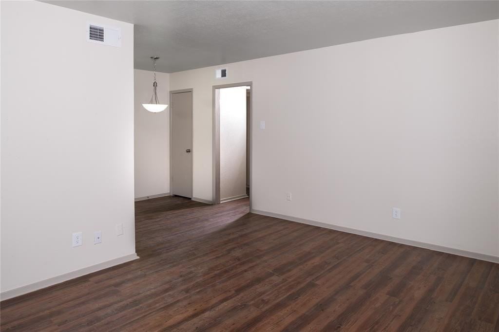 4708 Abbott Ave #4708-203 - Photo 6 of 23