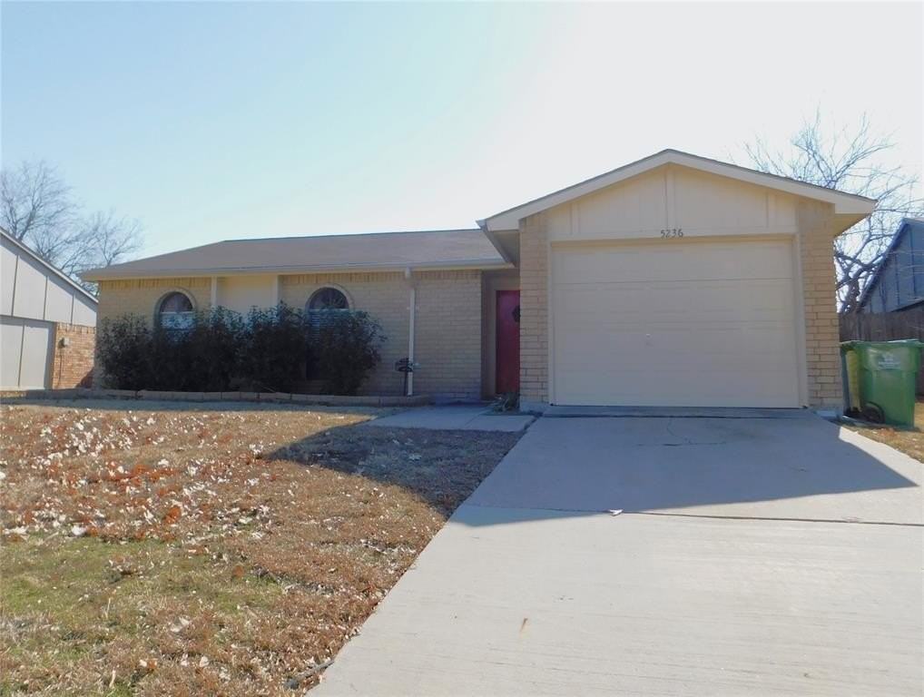 5236 Nash Dr - Photo 2 of 25