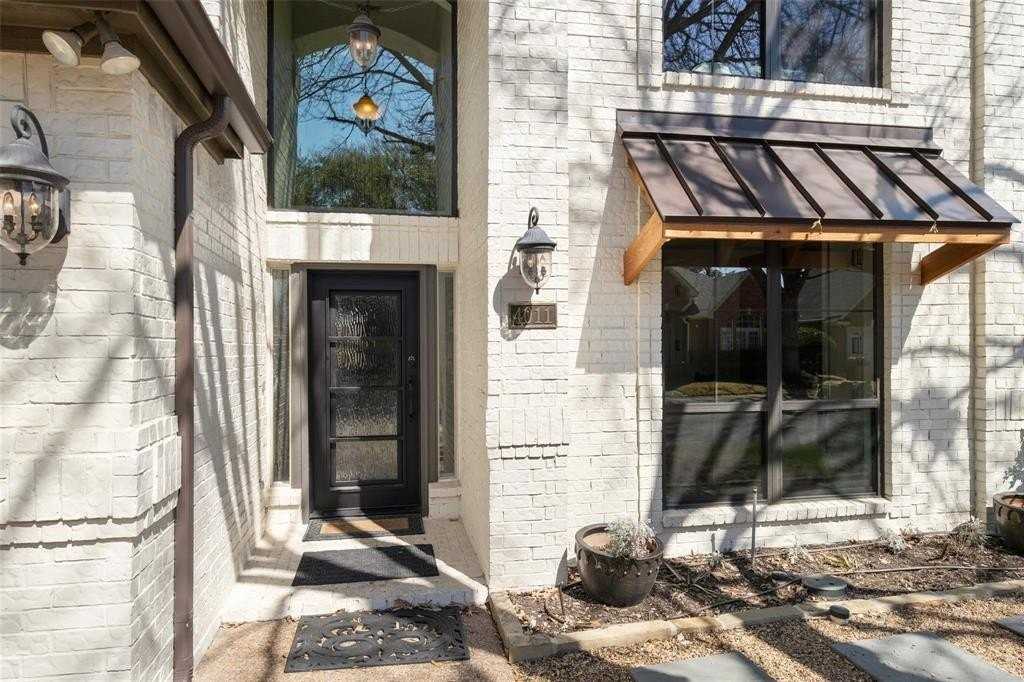 4011 Azure Ln - Photo 2 of 27