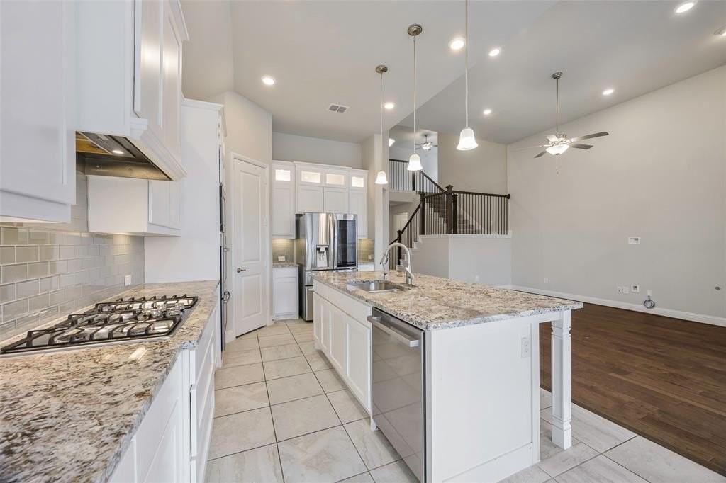 8226 Blumelia Dr - Photo 6 of 27