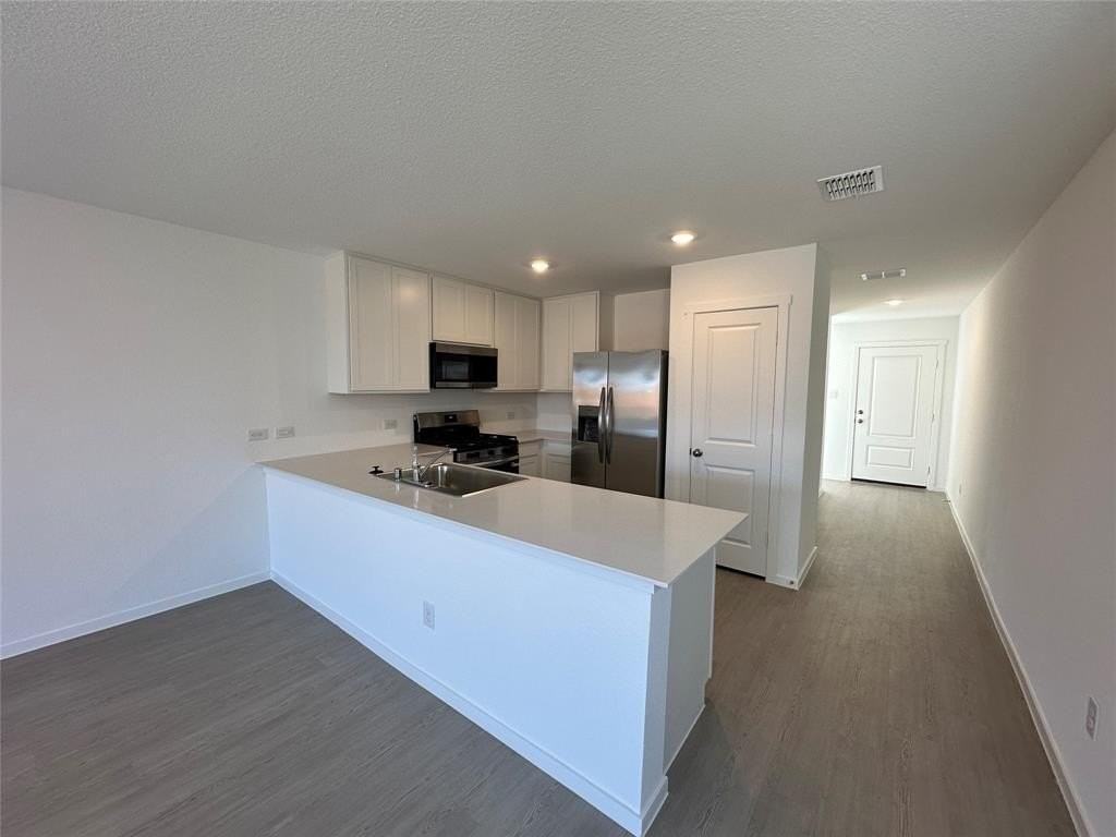 1613 Elliot Rd - Photo 4 of 13