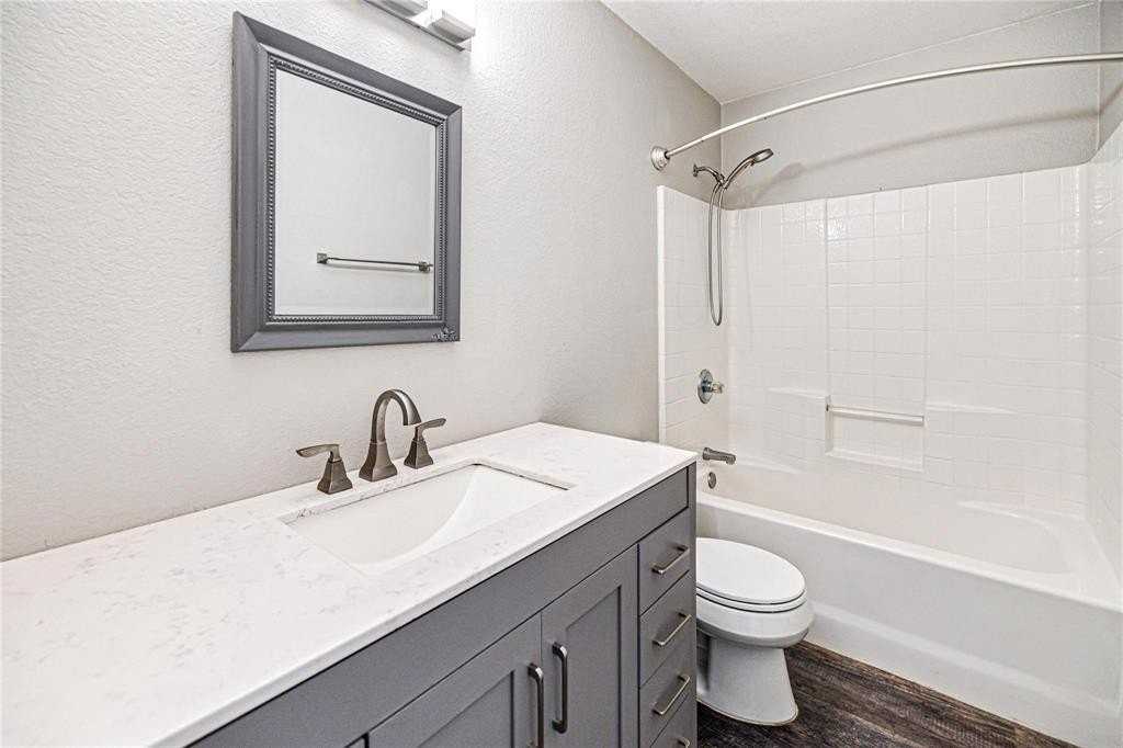 3817 Gilbert Ave #107 - Photo 5 of 6