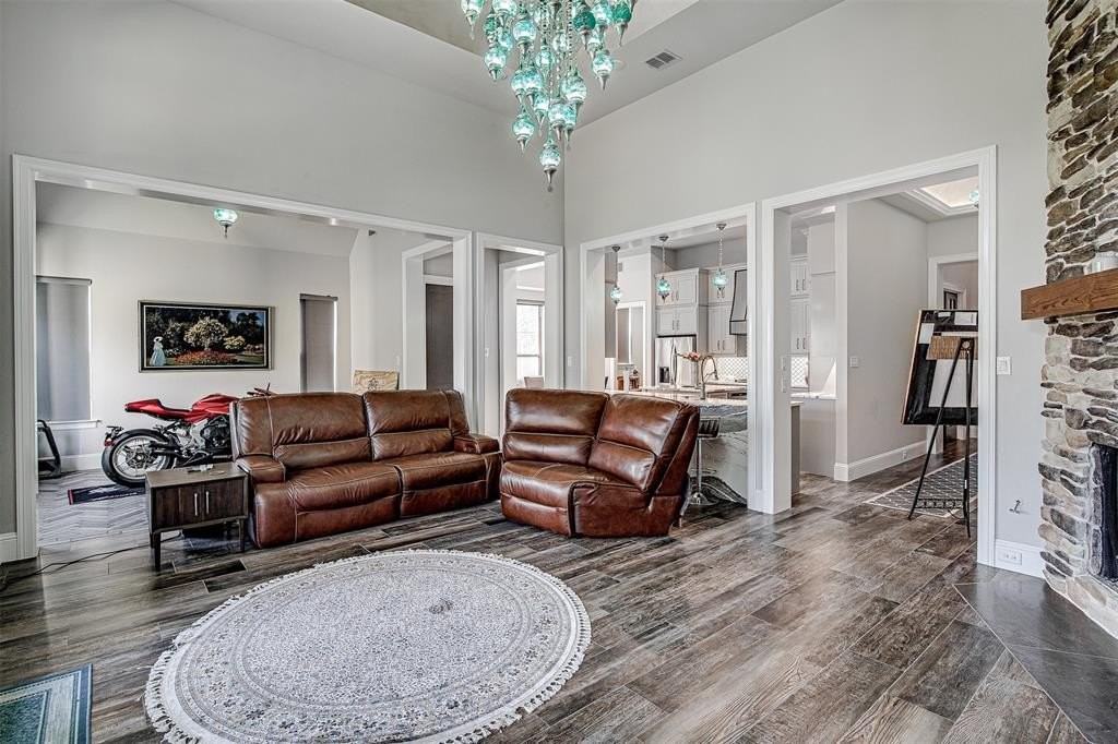 13924 E Riviera Dr - Photo 5 of 38