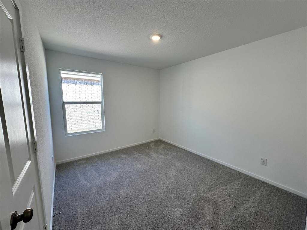 1617 Elliott Rd - Photo 5 of 14