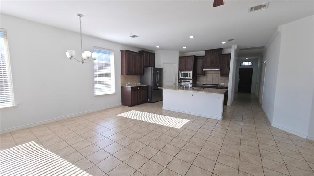 4822 Westlake Dr - Photo 4 of 15