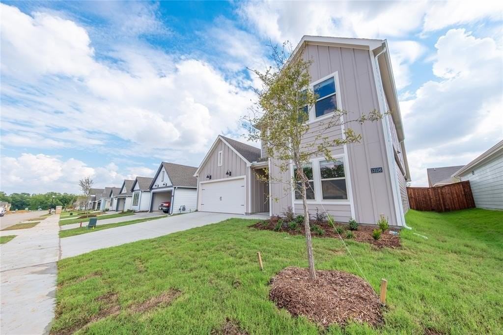 13156 Dawson Dr - Photo 3 of 31