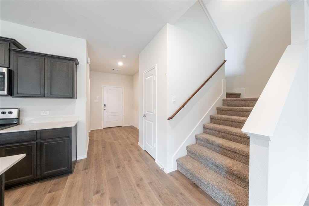 13156 Dawson Dr - Photo 6 of 31