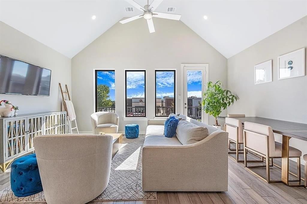 2214 Rook Dr - Photo 5 of 22