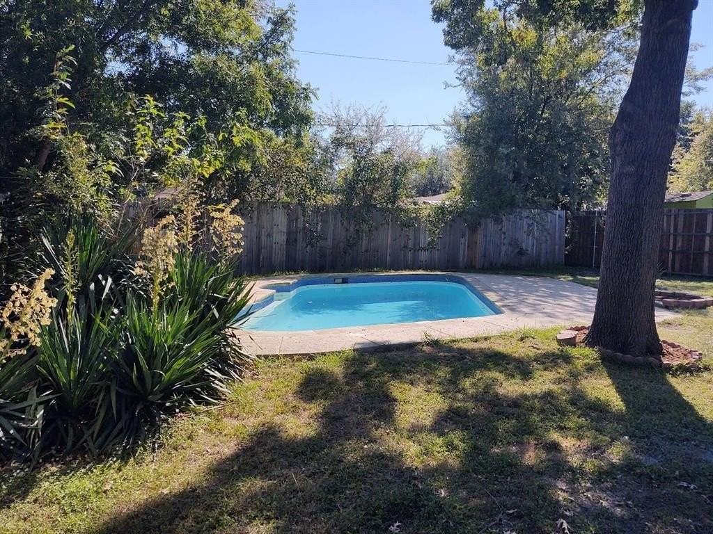 600 Benedict Ln - Photo 7 of 10