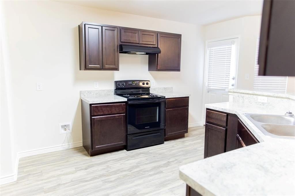 4205 Summersweet Ln - Photo 3 of 11