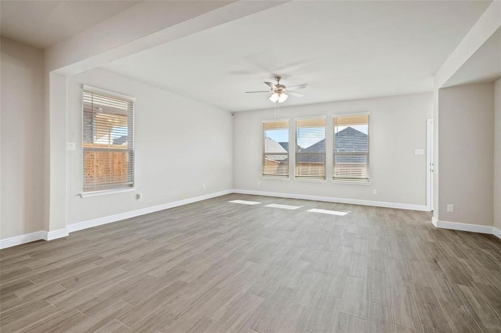 517 Watson Ln - Photo 5 of 13