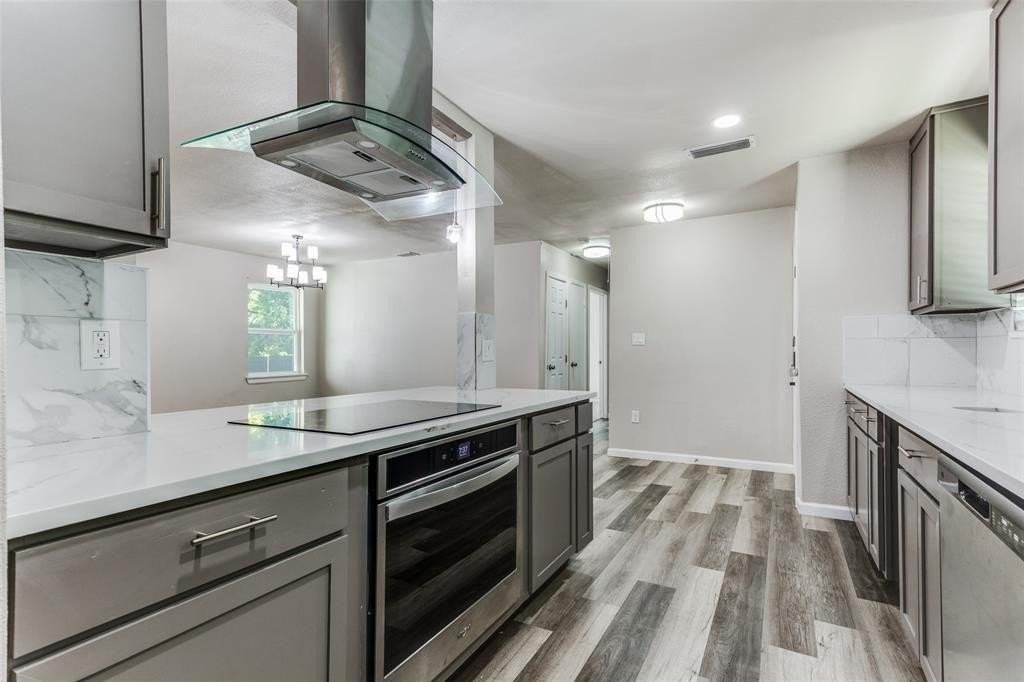 1669 Morrison Dr - Photo 7 of 25