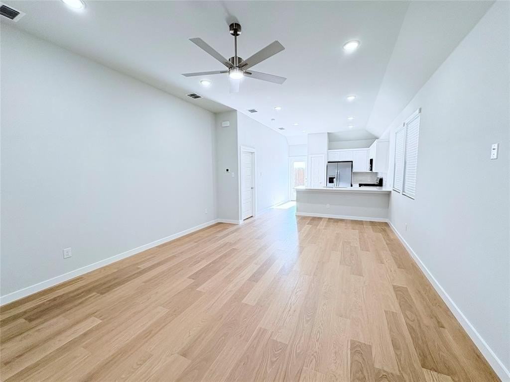 401 Green Gables Dr - Photo 4 of 21