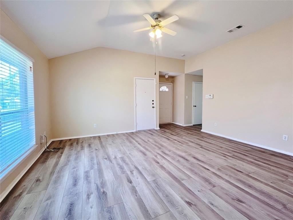 1311 Nolte Dr - Photo 4 of 23