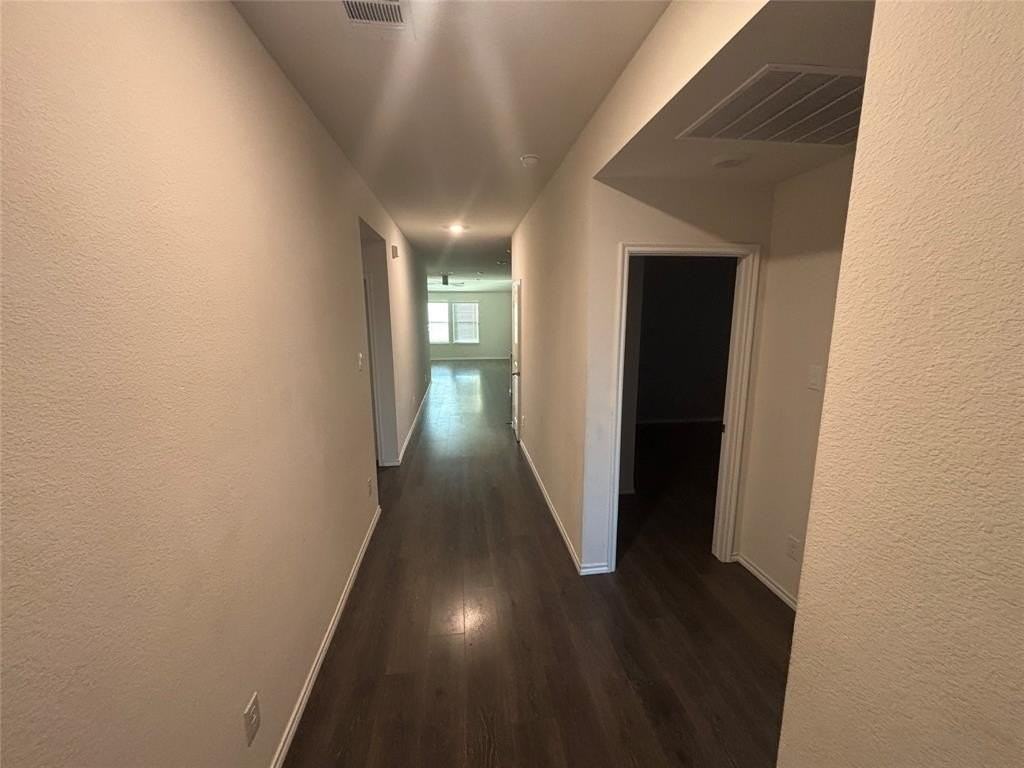 1112 Homestead Ln - Photo 2 of 14