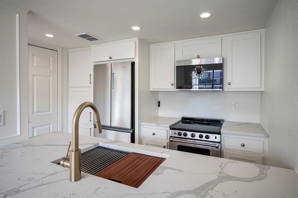 5720 Marquita Ave #5 - Photo 6 of 17