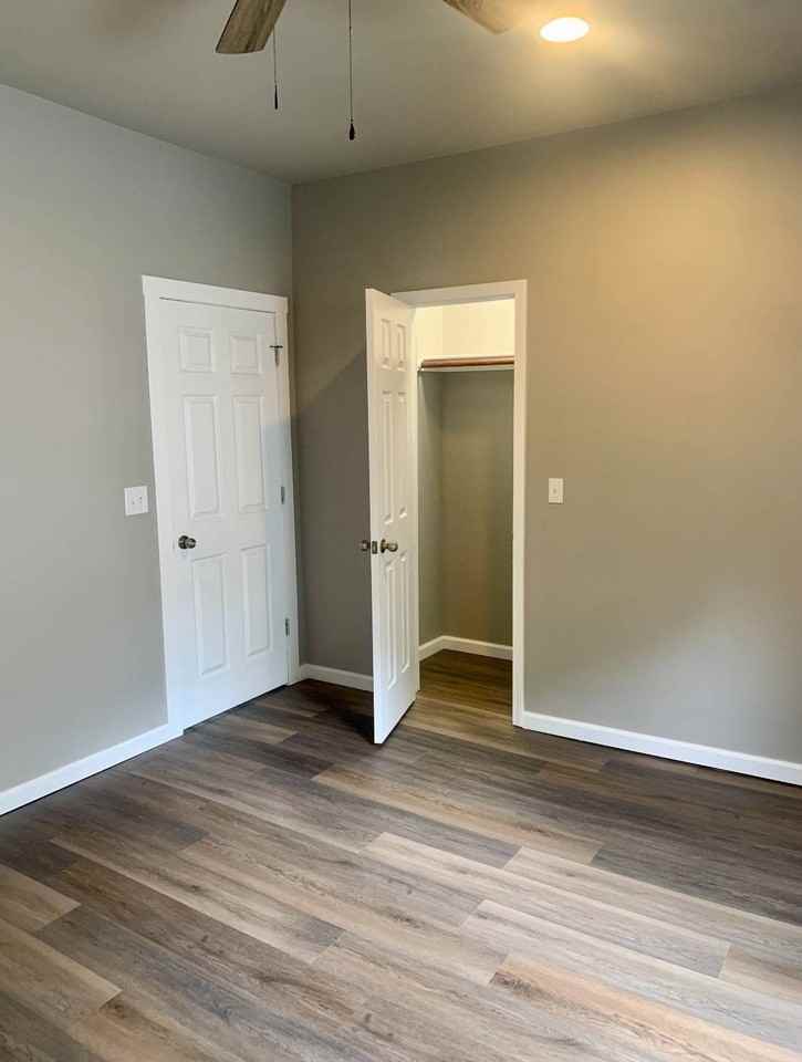 337 & 337 1/2 S. Prospect St. - Photo 4 of 24