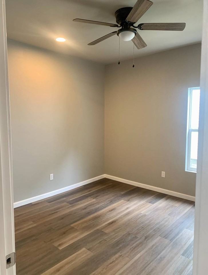 337 & 337 1/2 S. Prospect St. - Photo 7 of 24