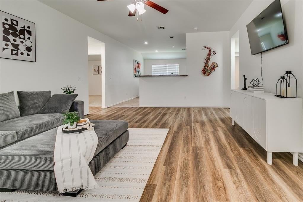 8509 Sw 49th Cir - Photo 2 of 13