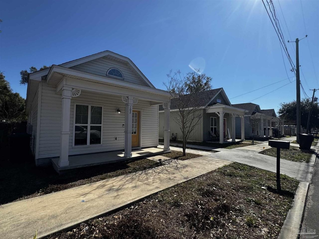 102 S G St - Photo 2 of 15