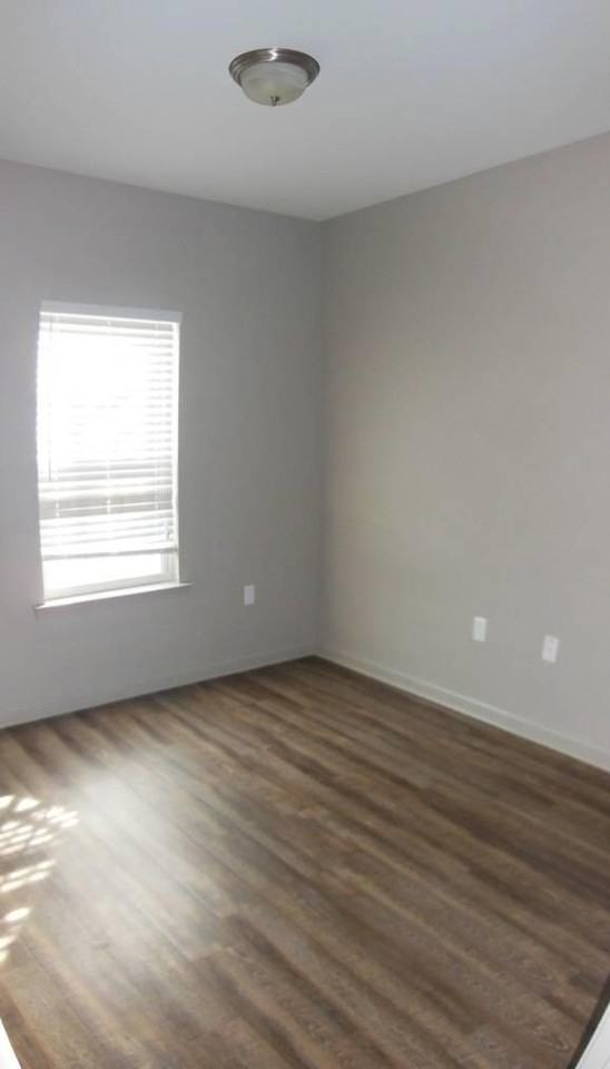 117 Highland Ave Apt 25 - Photo 6 of 8