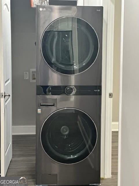 222 Taylor Cir - Photo 2 of 10