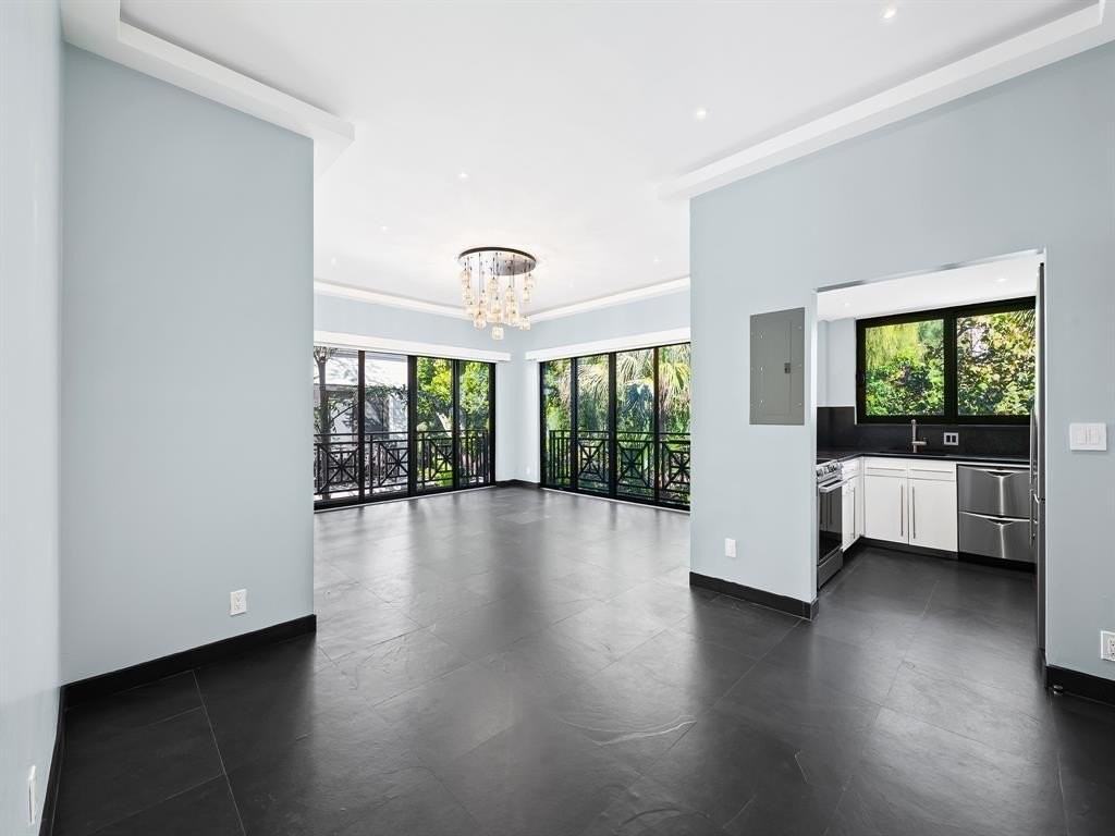 1560 S Ocean Ln #205 - Photo 5 of 25