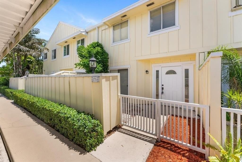 6175 Riverwalk Ln #4 - Photo 2 of 46