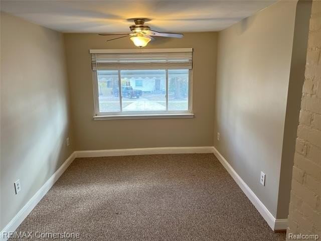 32380 Maplewood St - Photo 2 of 12